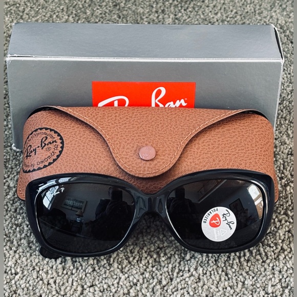 Brand New Never Worn Ray Ban sunglasses - Picture 5 of 5
